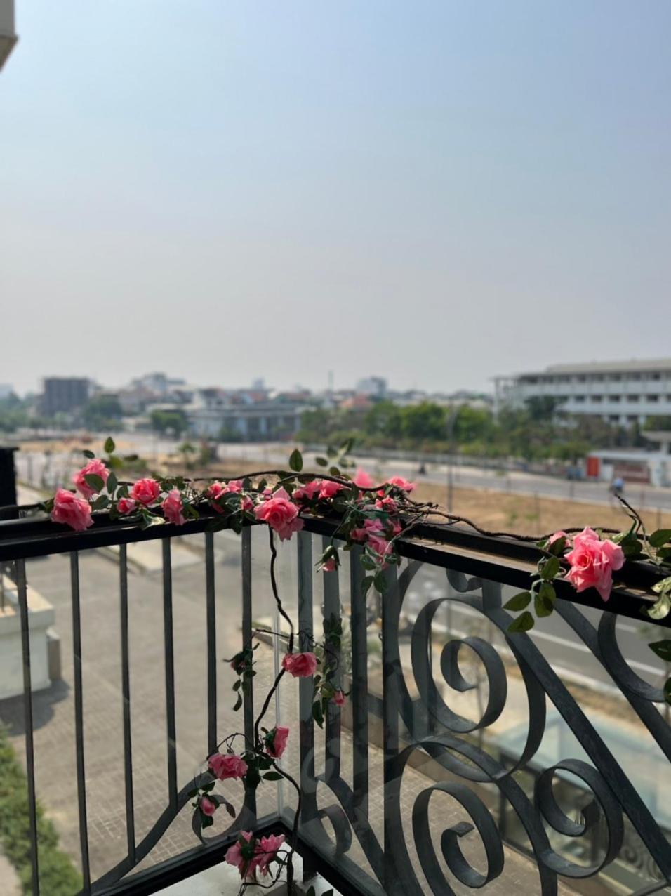Lala Penthouse Apartment Hue Exterior photo