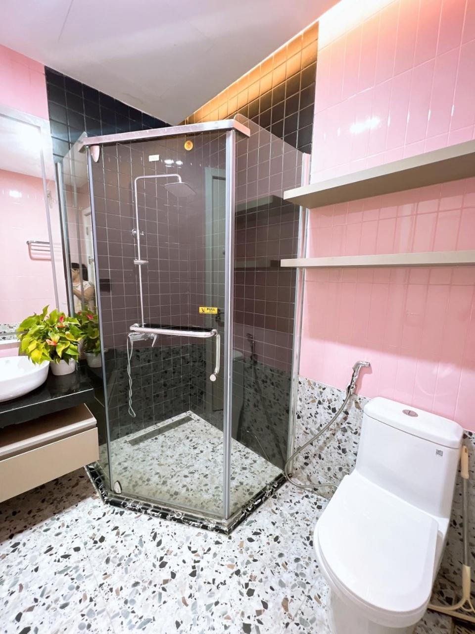 Lala Penthouse Apartment Hue Exterior photo