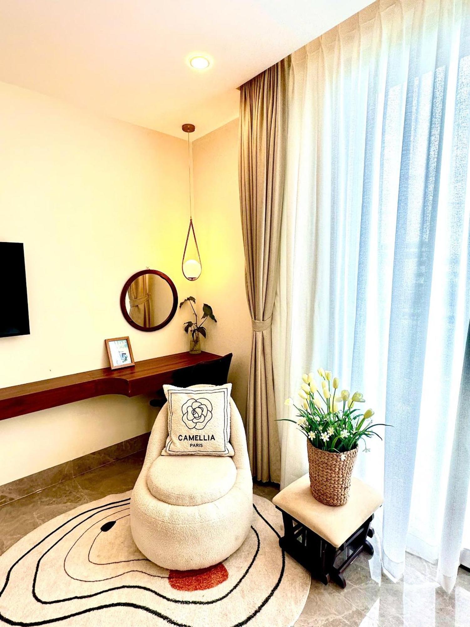 Lala Penthouse Apartment Hue Exterior photo